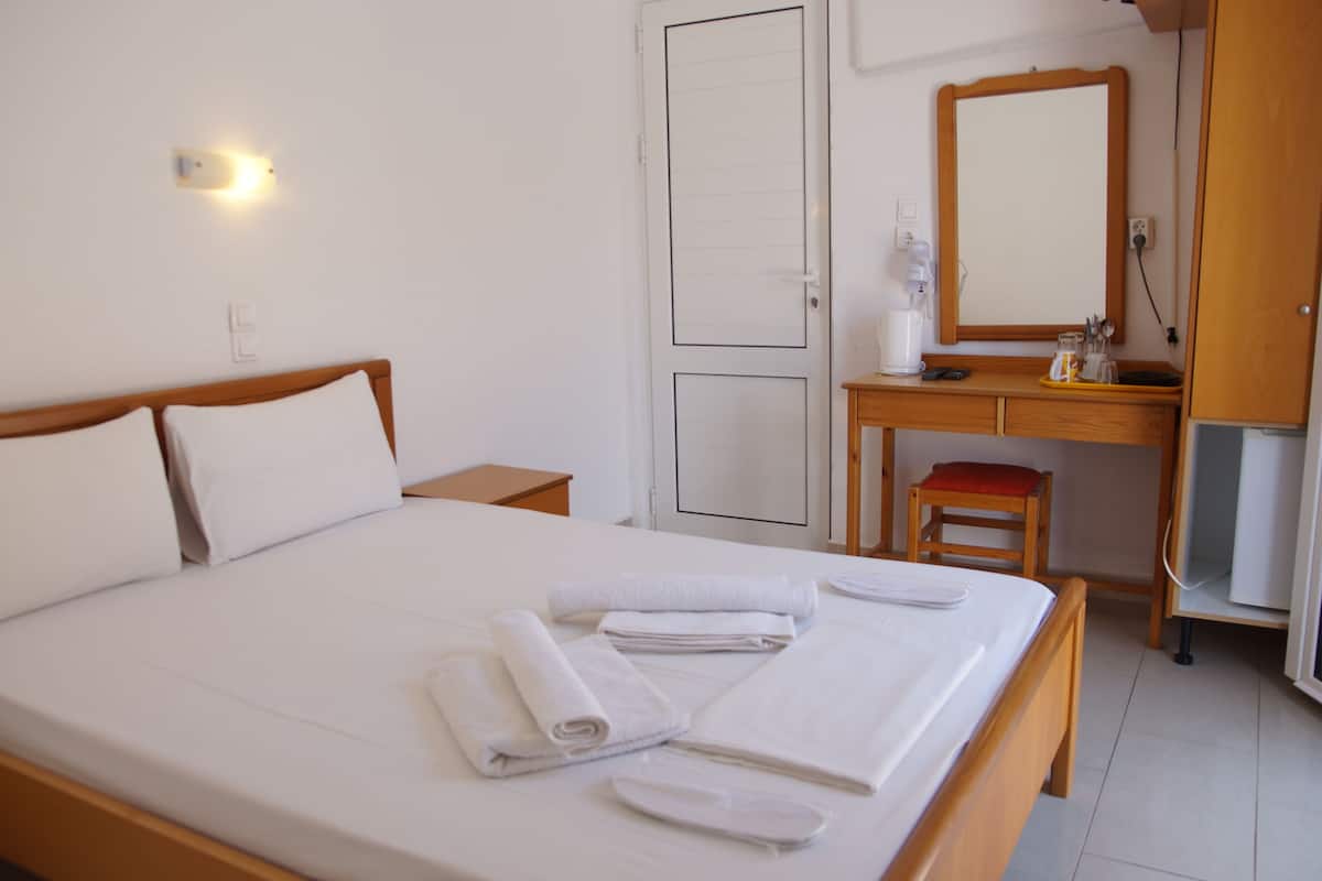 Iron/ironing board (on request), WiFi (free)