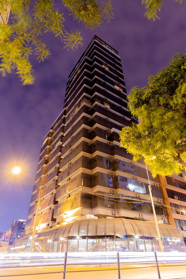 Front of property - J&A Classic Hotel (Lima)