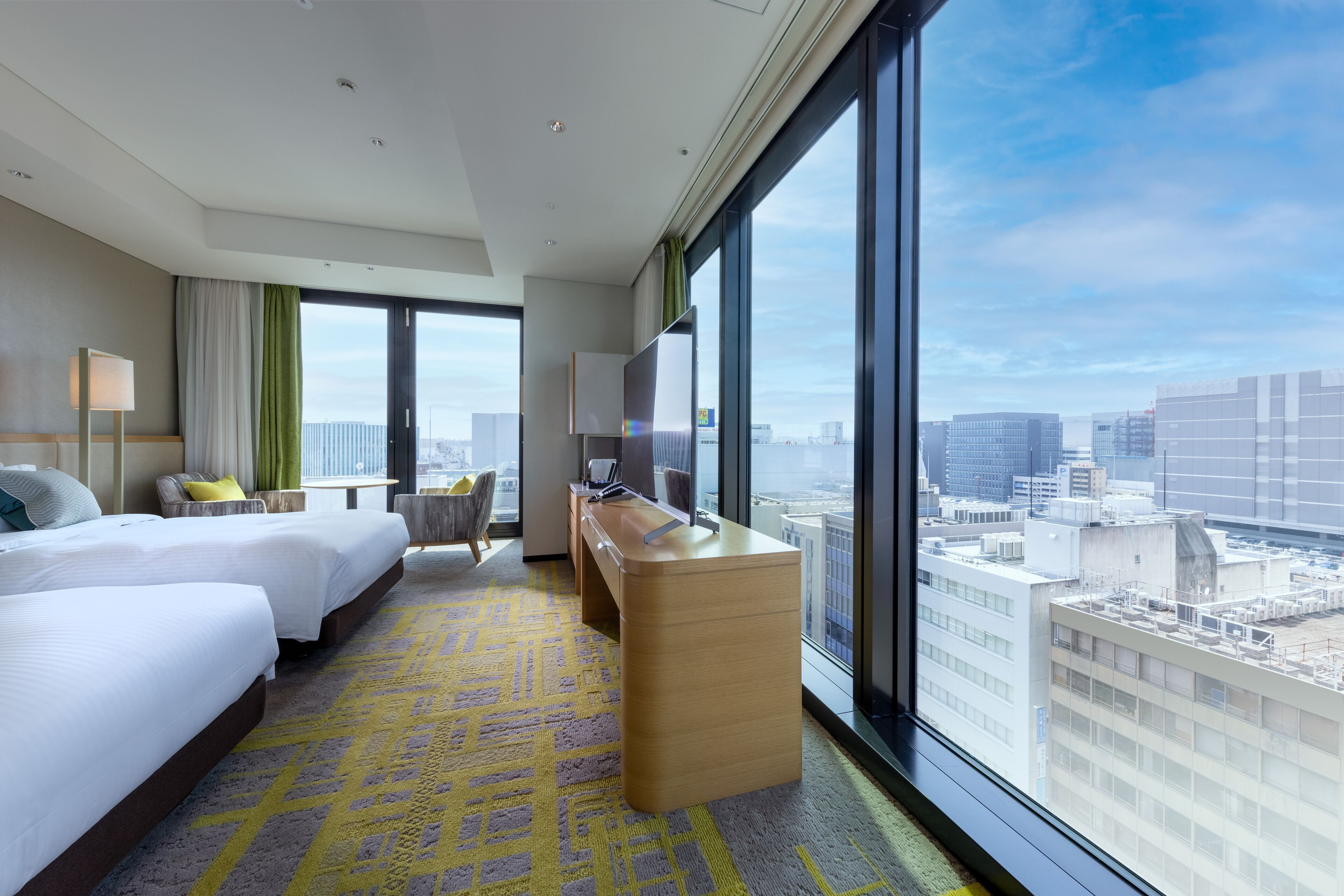 1 bedroom, down duvets, pillow-top beds, in-room safe