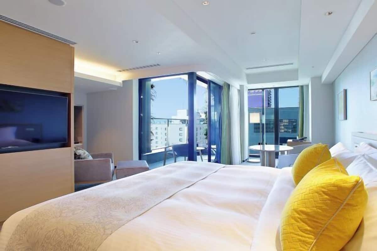 Daunenbettdecken, Pillowtop-Betten, Zimmersafe, Schreibtisch