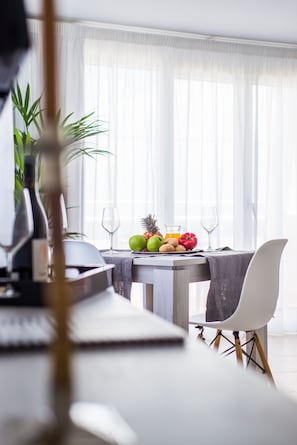 Iron/ironing board, free WiFi, bed sheets - Apartamentos Dunas Club (La Oliva)
