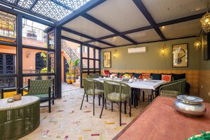 Desayuno continental incluido todos los días