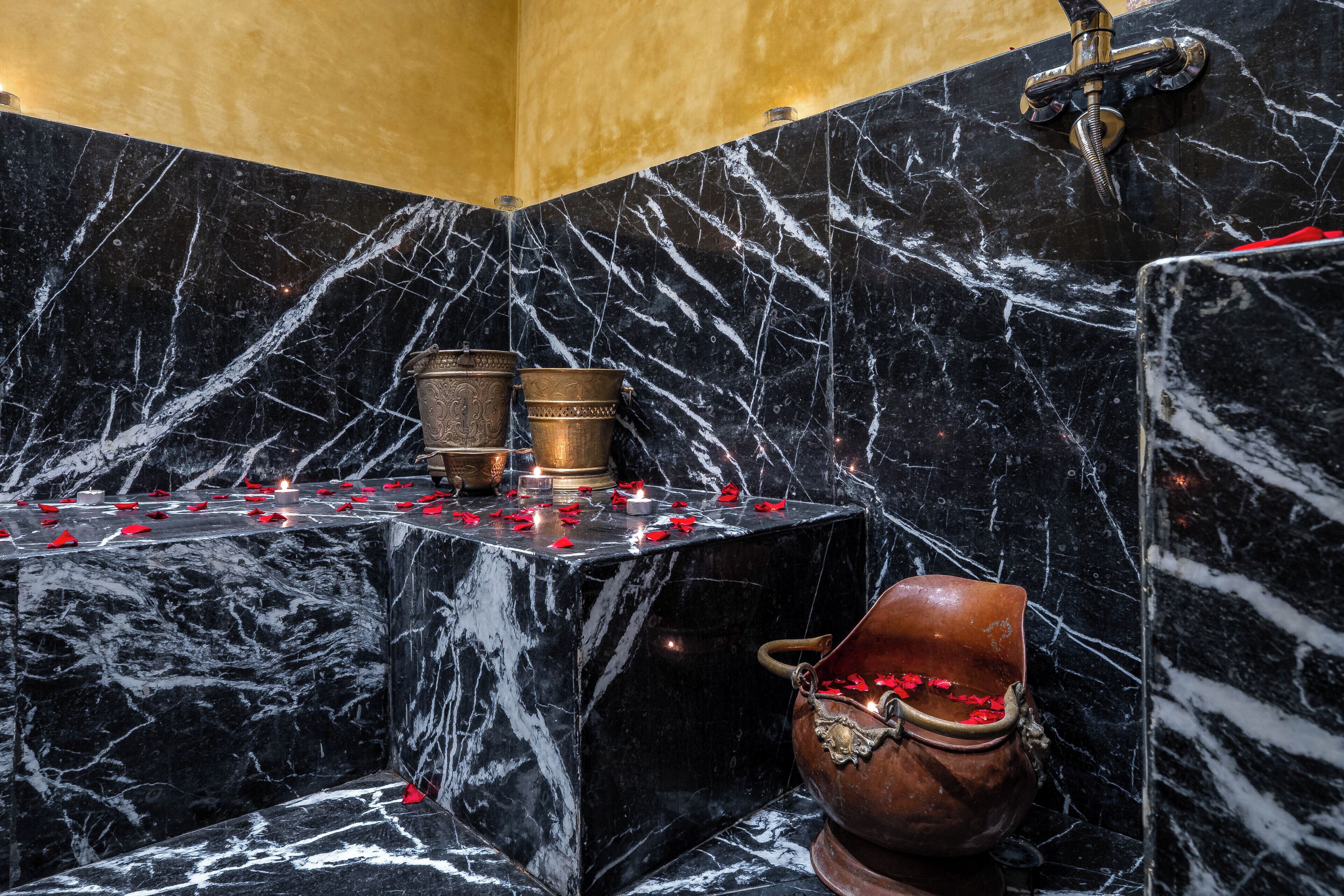 Türkisches Bad/Hamam, Massageanwendungen