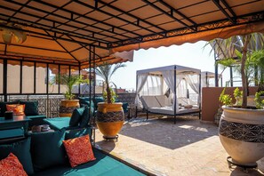 Rooftop terrace - Riad Dar Khmissa (Marrakech)