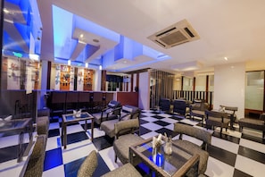 Serves breakfast, lunch, and dinner - MGM Mark Whitefield (Bengaluru)