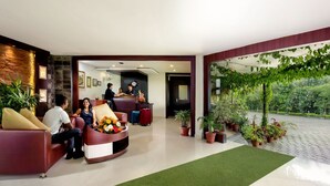 Lobby - Munnar Tea Hills Resort (Devikolam)