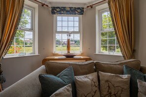 TV - Harmony House (York)