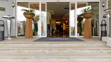 EntrĂ©e de lâhĂ©bergement