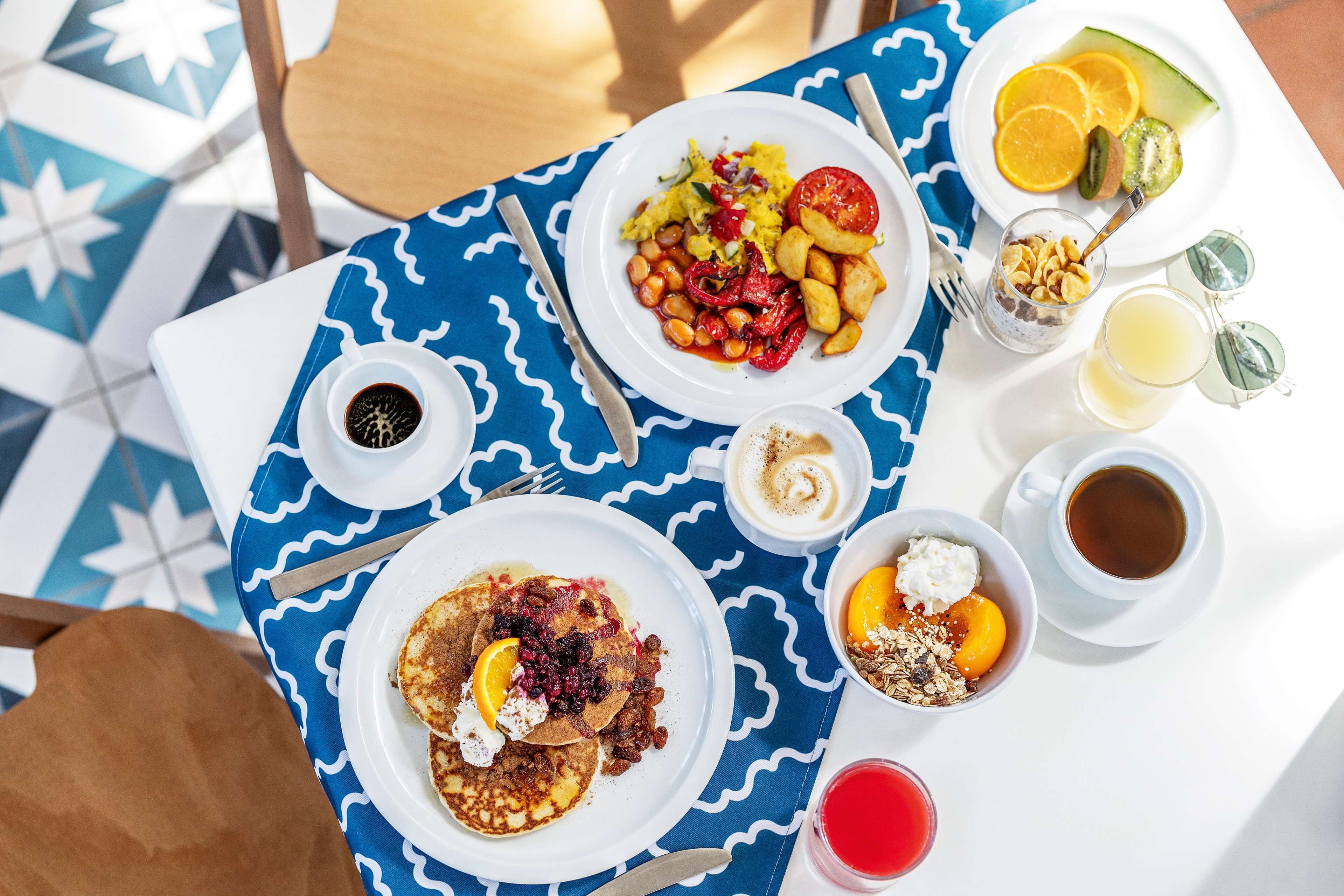 Tägliches inbegriffenes Frühstücksbuffet