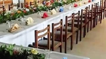Desayuno completo incluido todos los días
