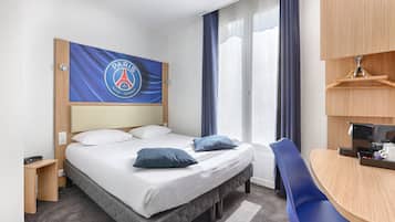 Desk, free WiFi, bed sheets