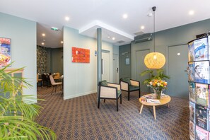 内部エントランス