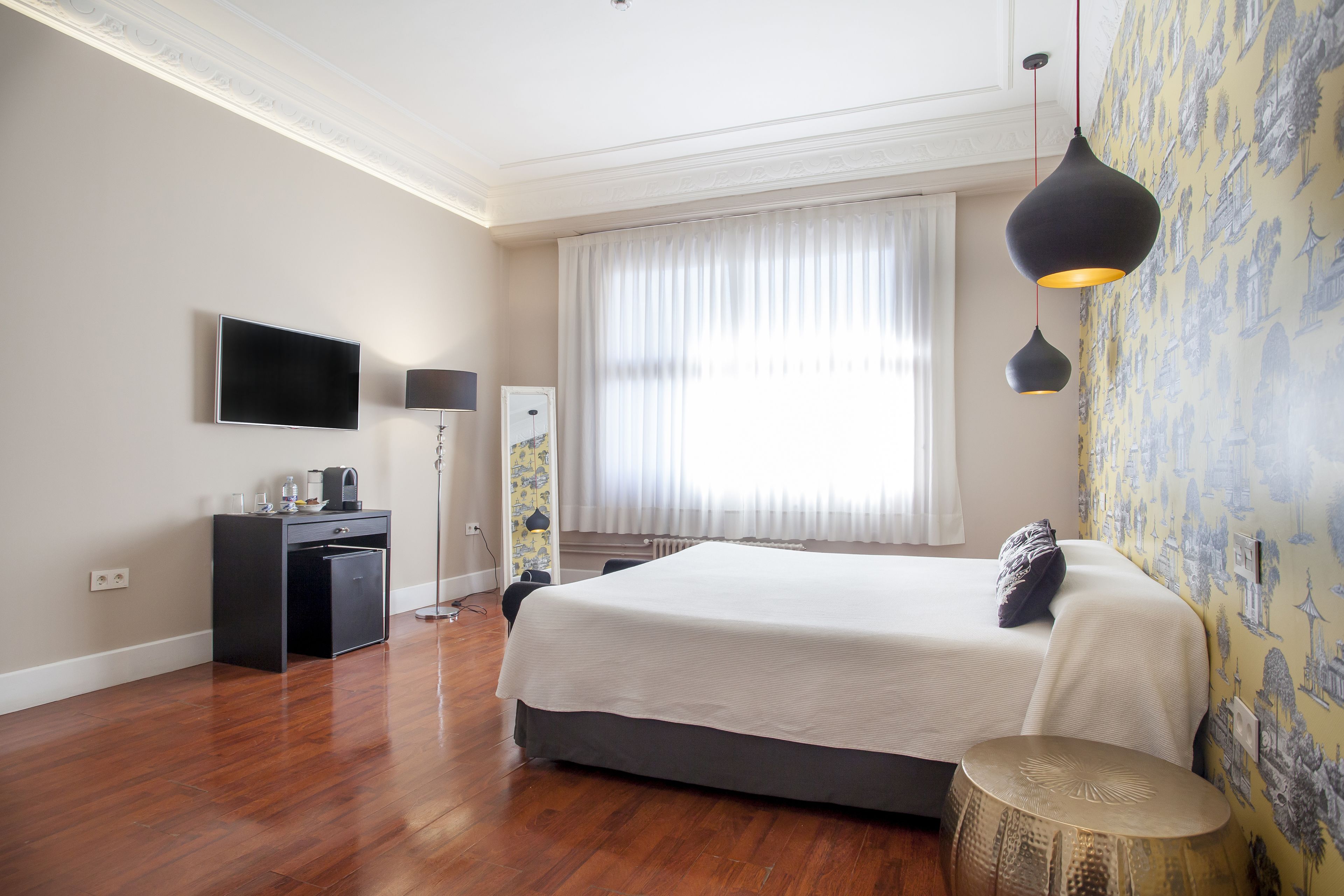 Photo - Hi Valencia Boutique