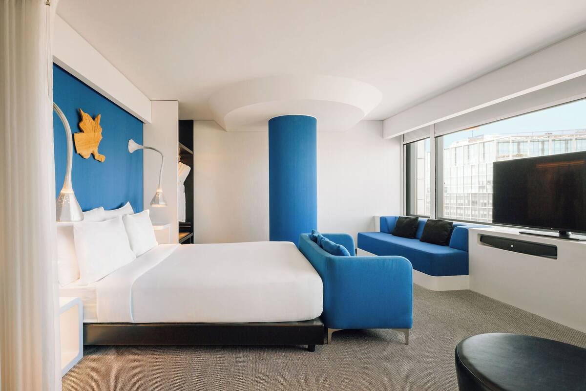 Habitación doble superior (SUPER COOL) | Ropa de cama de alta calidad, minibar, caja fuerte y escritorio