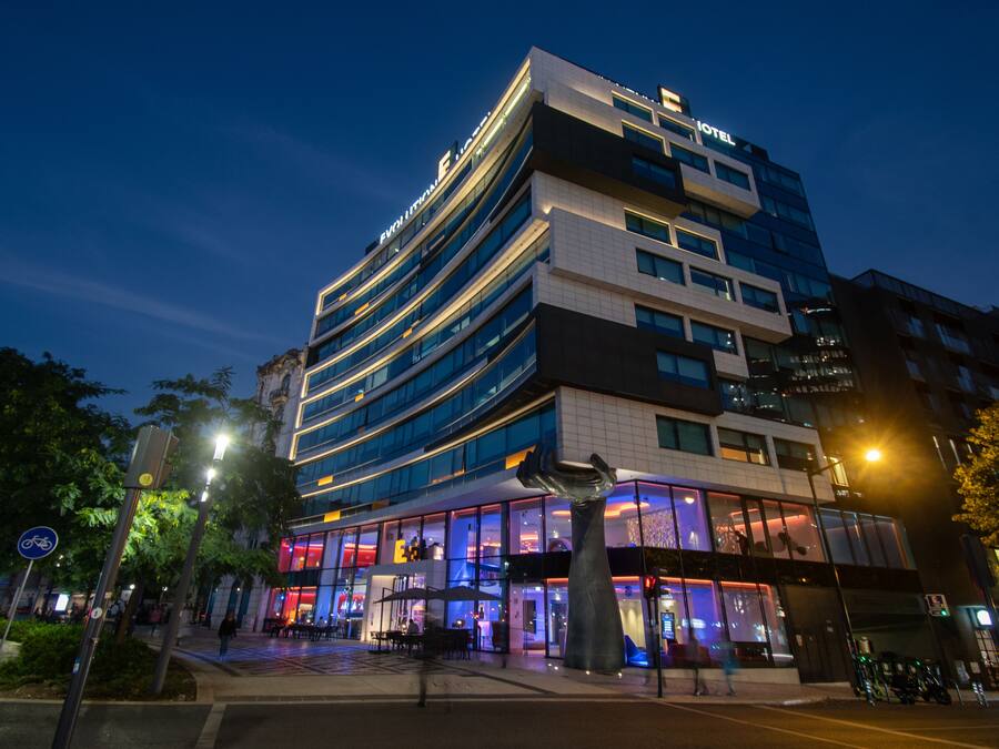 Fasade – kveld/natt