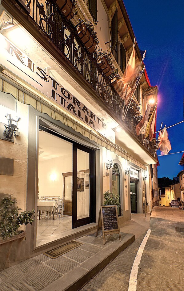 Exterior - Hotel Italia Ristorante Pizzeria (Reggello)