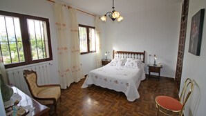 Villa, 3 Bedrooms | 1 bedroom, iron/ironing board, cribs (surcharge) - Villas Costa Calpe - Andrómeda (Benissa)