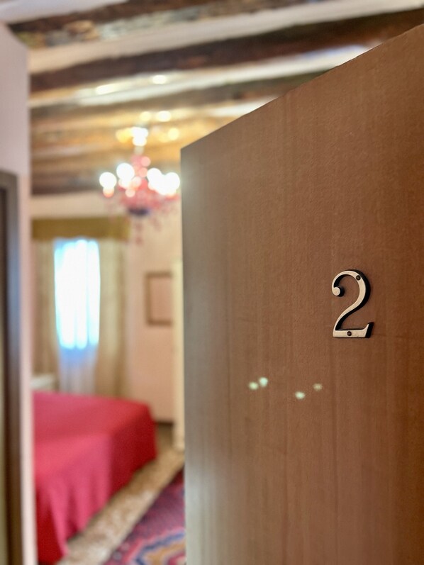 고급 침구, 객실 내 금고, 책상, 무료 WiFi