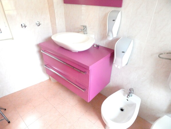 Bathroom - Albergo Il Glicine (Noli)