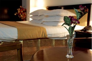 Ropa de cama de alta calidad y minibar