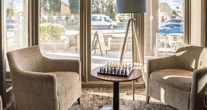 Almondsbury Inn & Lounge