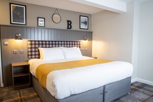 Standard Double Room | Blackout curtains, iron/ironing board, free WiFi, bed sheets