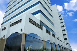 Exterior - THE PARK HOTEL Formerly Al Jawhara Gardens (Dubai)