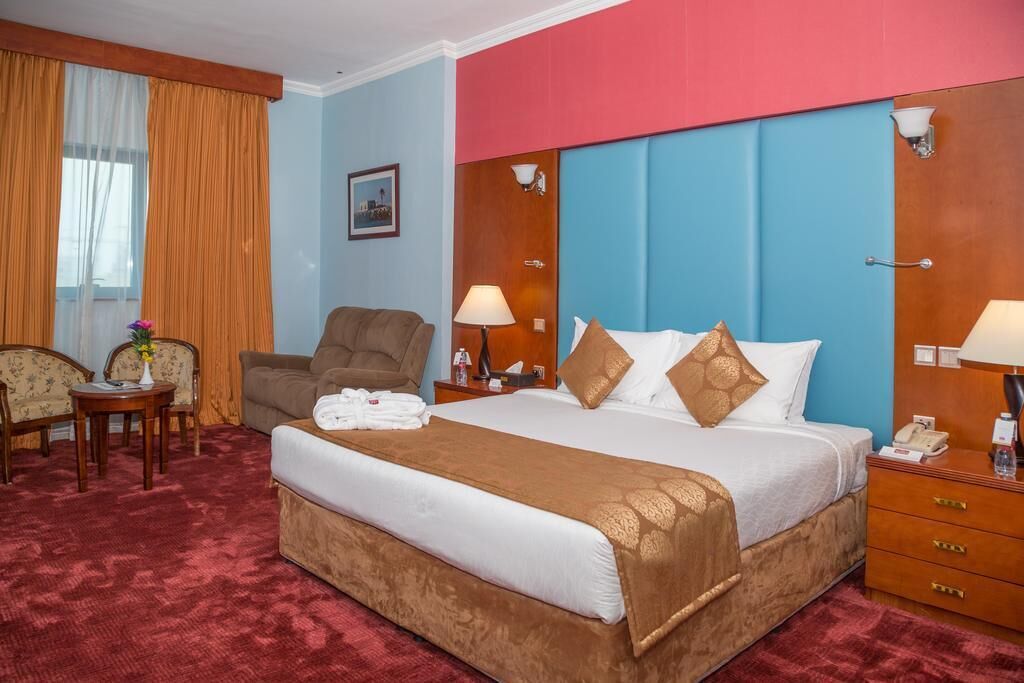 In-room safe, iron/ironing board, free WiFi, bed sheets