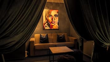 Junior Suite | Desk, iron/ironing board, free WiFi, bed sheets