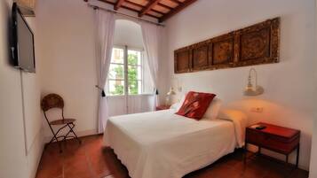 Chambre Double ou avec lits jumeaux | Literie de qualité supérieure, bureau, chambres insonorisées