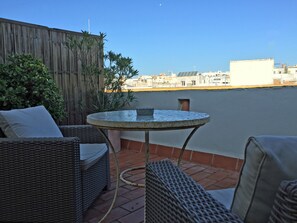 Double or Twin Room | Terrace/patio - Benali Guesthouse (Tarifa)