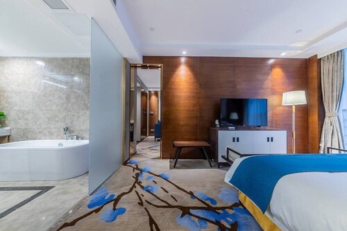 Days Hotel by Wyndham Chongqing Keyuan