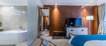 Days Hotel by Wyndham Chongqing Keyuan