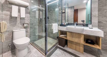 Days Hotel by Wyndham Chongqing Keyuan