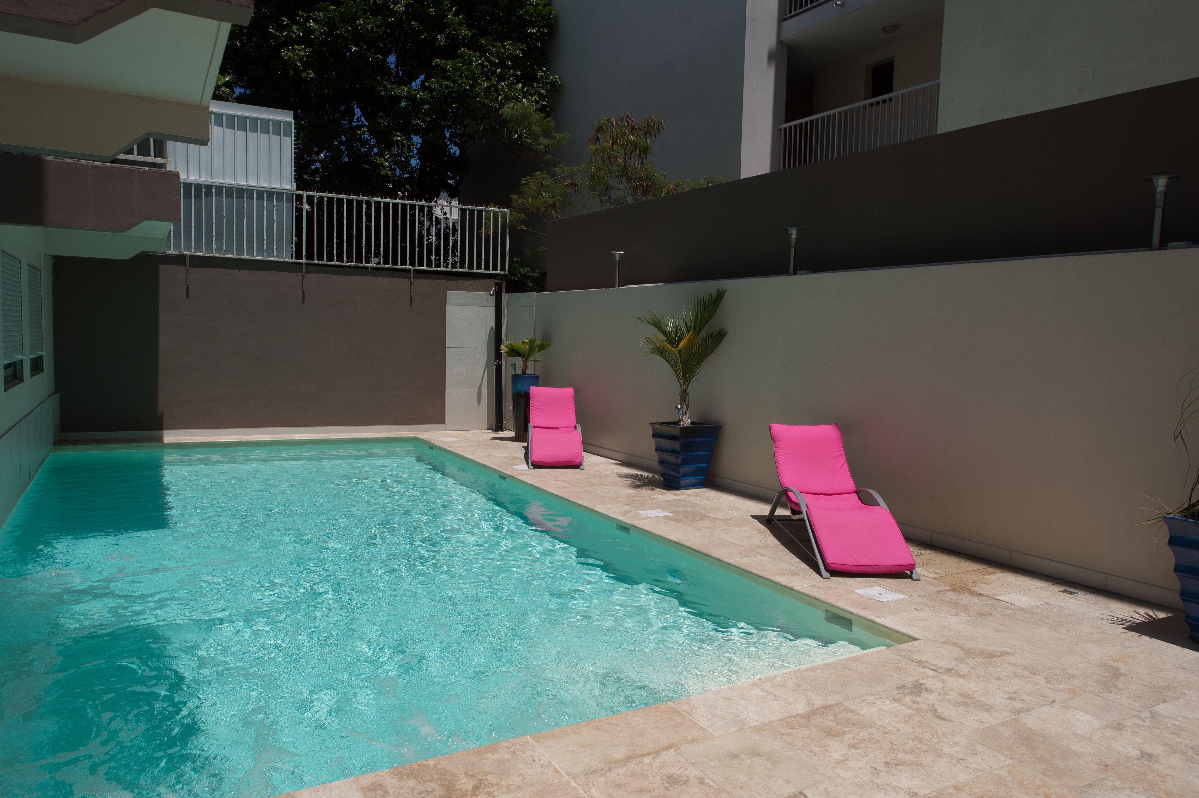 outdoor pool, pool loungers