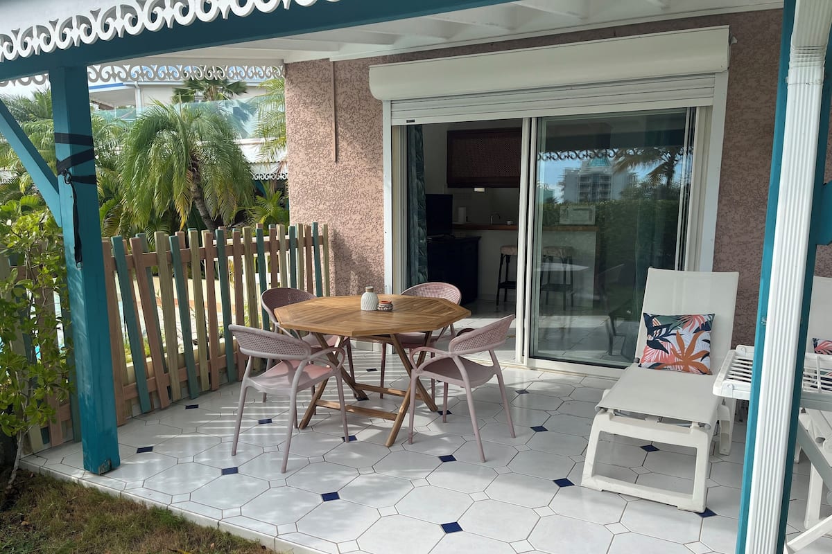 Traditional Apartment, 1 Bedroom, Terrace, Pool View | Terrace/patio