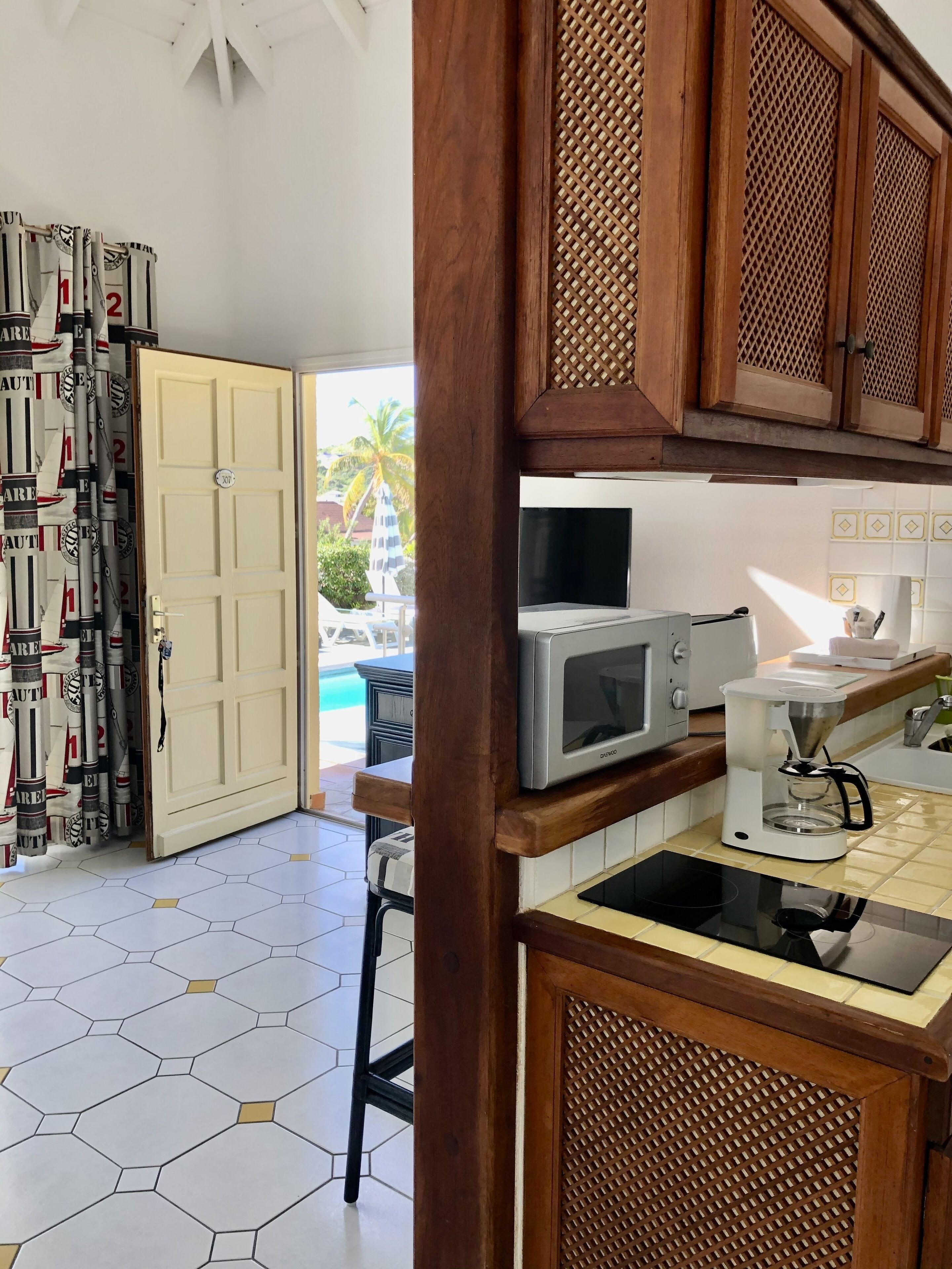 apartment, terrace | private kitchen | full-sized fridge, microwave, stovetop, espresso maker