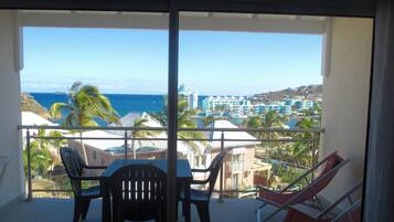 Basic Duplex | Terrace/patio