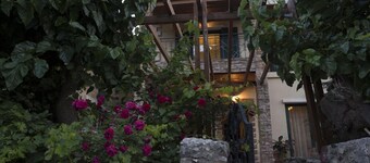 Elia Therissos Maisonettes