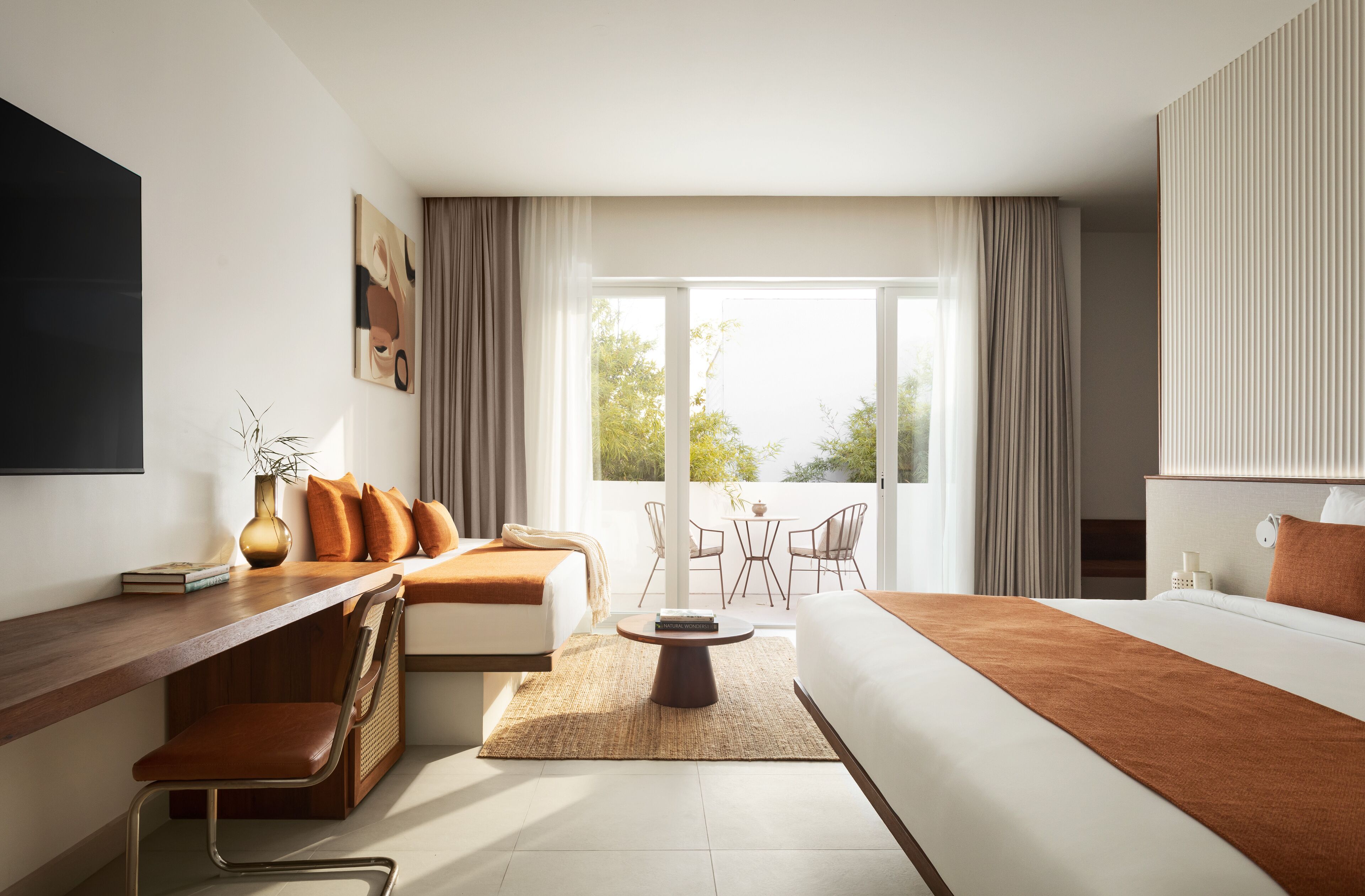 penthouse rooftop suite | 1 bedroom, minibar, in-room safe, desk