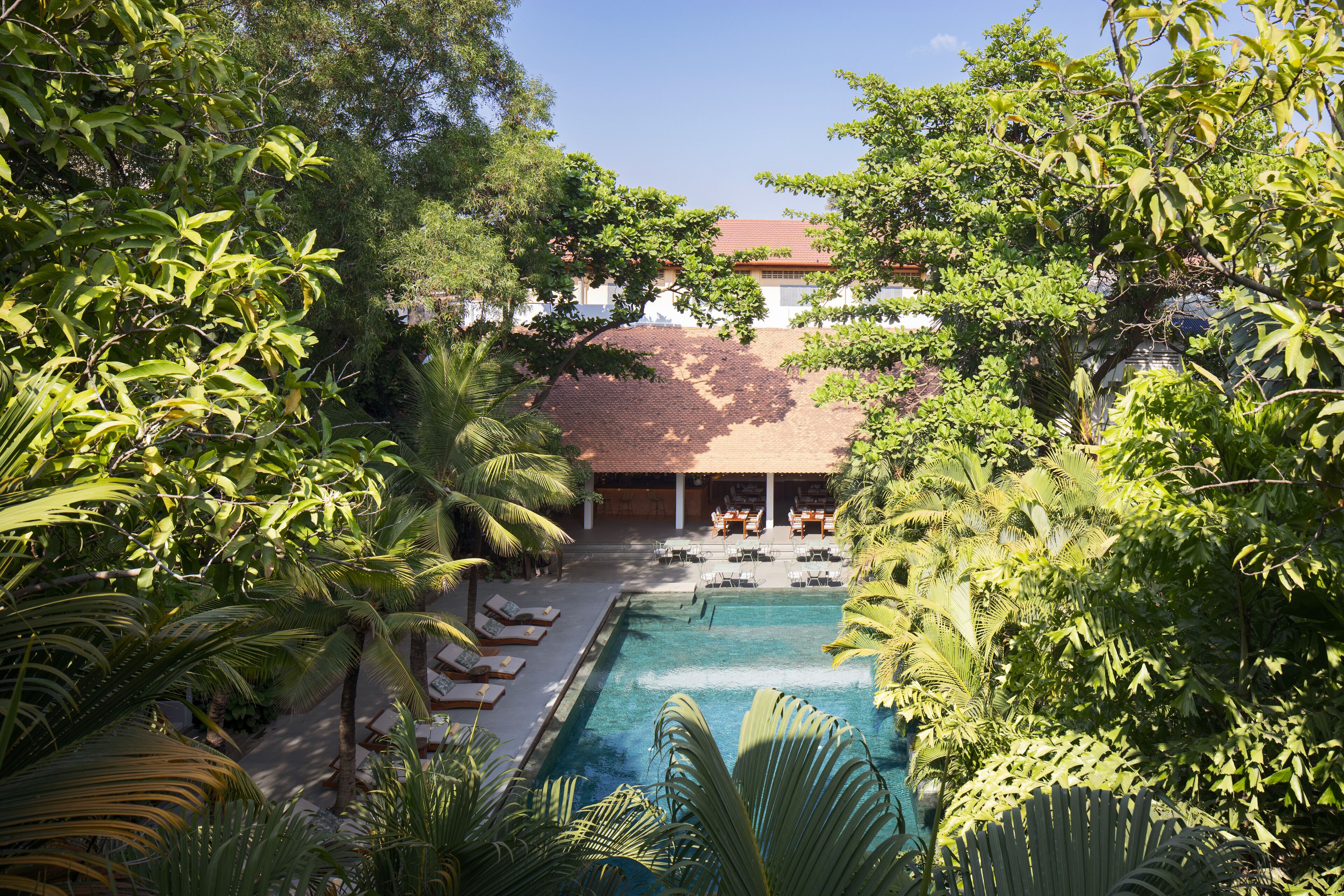 Deluxe Room Pool View | 泳池