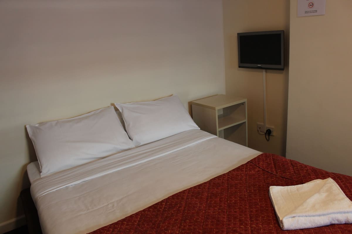 In-room safe, iron/ironing board, free WiFi, bed sheets
