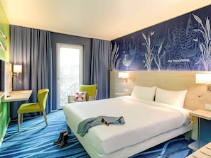 Phòng đôi tiện nghi đơn giản, 1 giường đôi (All Comfort) | Két bảo mật tại phòng, bàn, phòng cách âm, bàn ủi/dụng cụ ủi quần áo