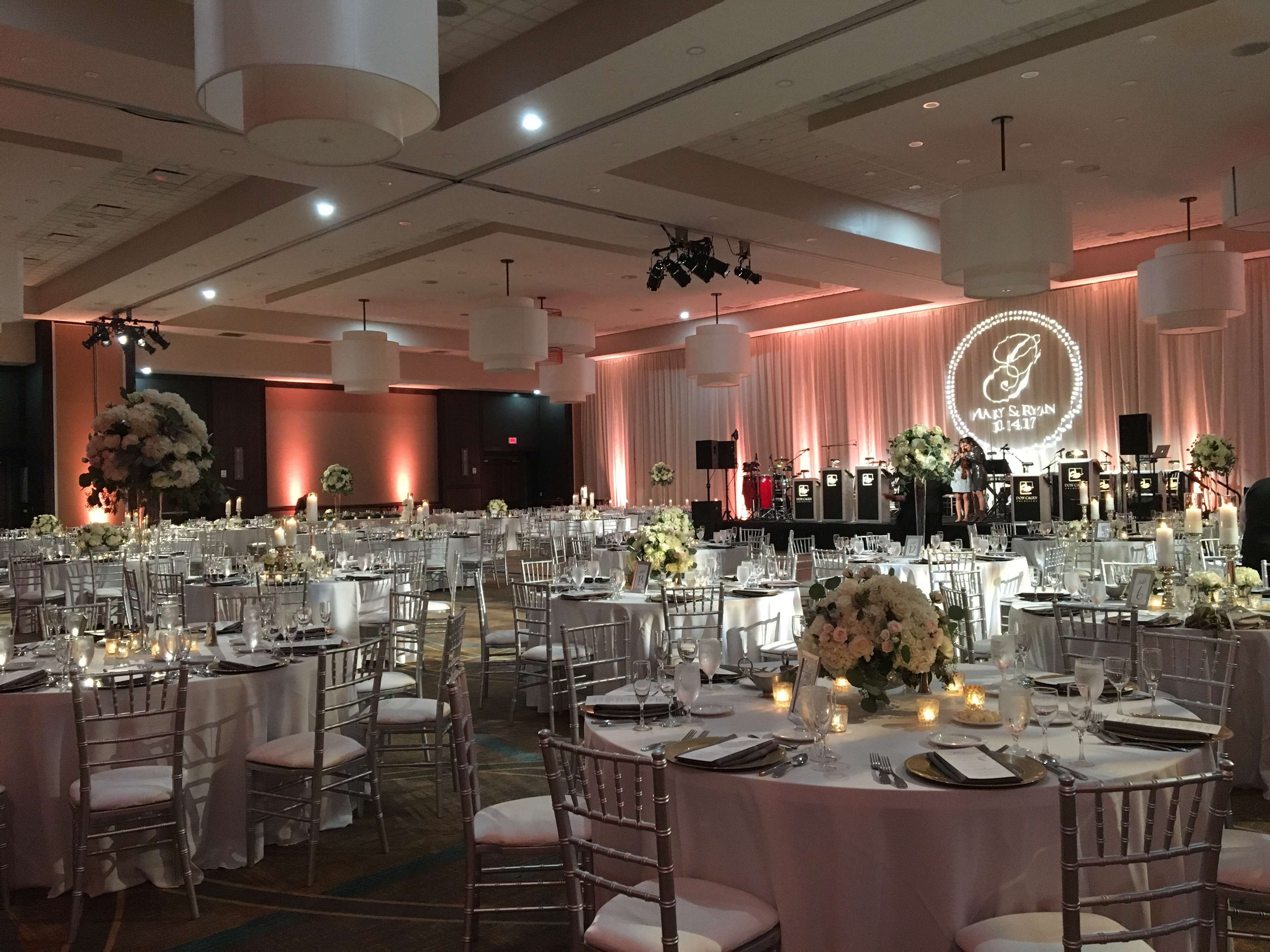 Photo - Embassy Suites by Hilton Chicago Naperville