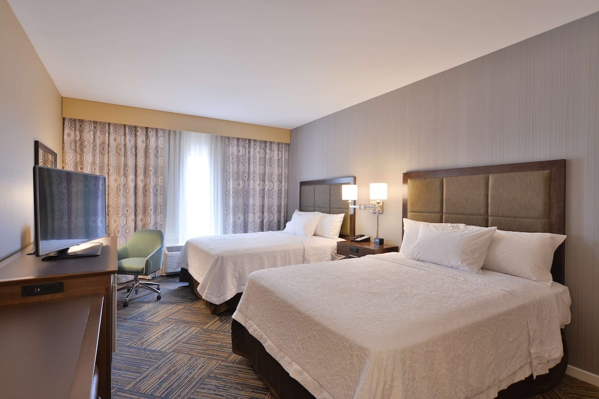 In-room safe, iron/ironing board, free rollaway beds, free WiFi