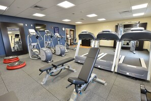 Gym - Hampton Inn & Suites Chippewa Falls (Chippewa Falls)