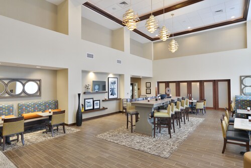 Hampton Inn & Suites Chippewa Falls