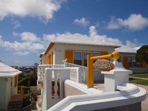 Property entrance - Windsong Guest Apartments (Pembroke Parish)