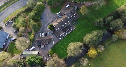 Ewenny Farm Guesthouse