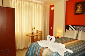 Habitación doble | Cunas (de pago), camas supletorias, wifi gratis